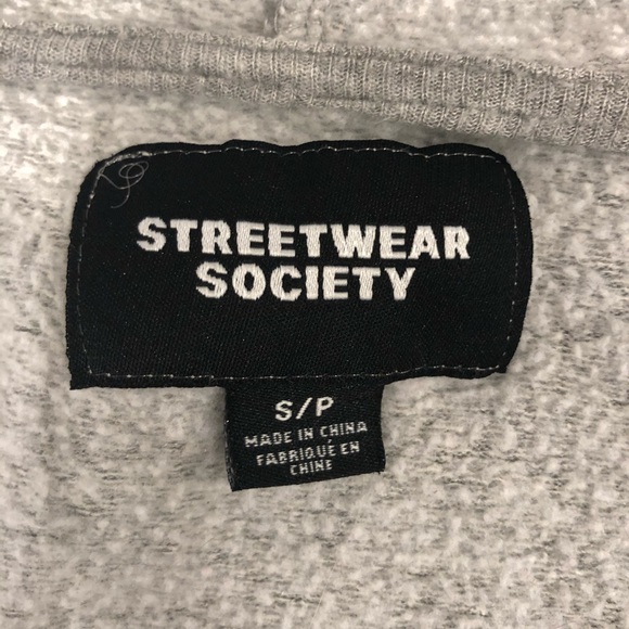 Grey Cropped Sweatshirt - Picture 5 of 6